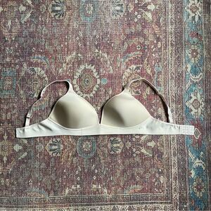 Aerie Real me Full Coverage 38D light pink bra with star detail